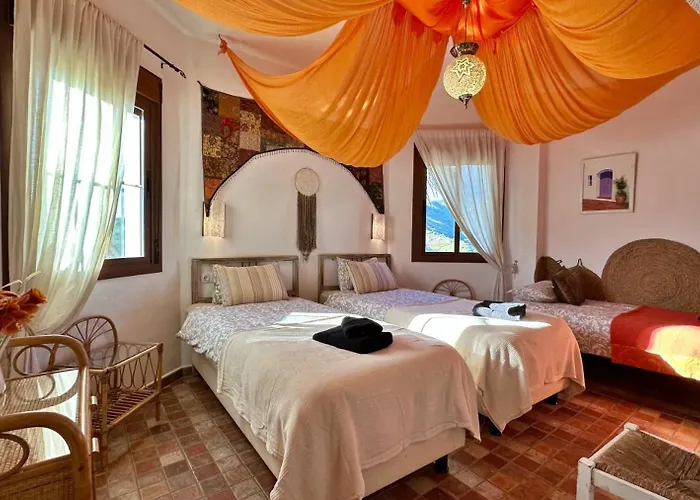 Padre Sol Yoga Retreat Center Malaga By Andaraholidays *
