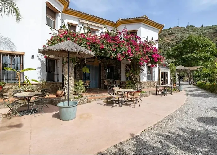 Padre Sol Yoga Retreat Center Malaga By Andaraholidays * Саялонга