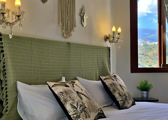 Padre Sol Yoga Retreat Center Malaga By Andaraholidays * Саялонга